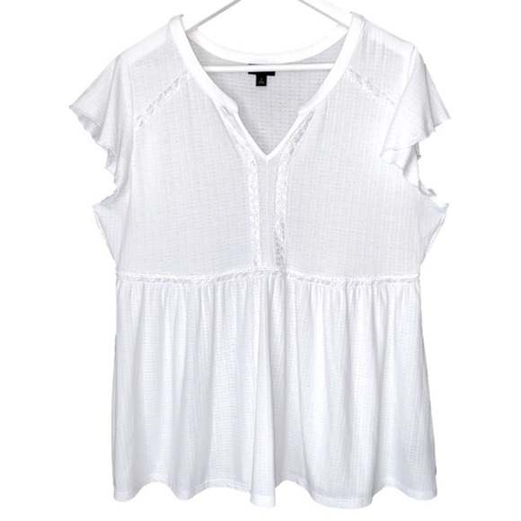 TORRID Babydoll Knit Top Short Sleeve Notch Neck Lace Trim White Women Plus SZ 1 - Picture 2 of 14